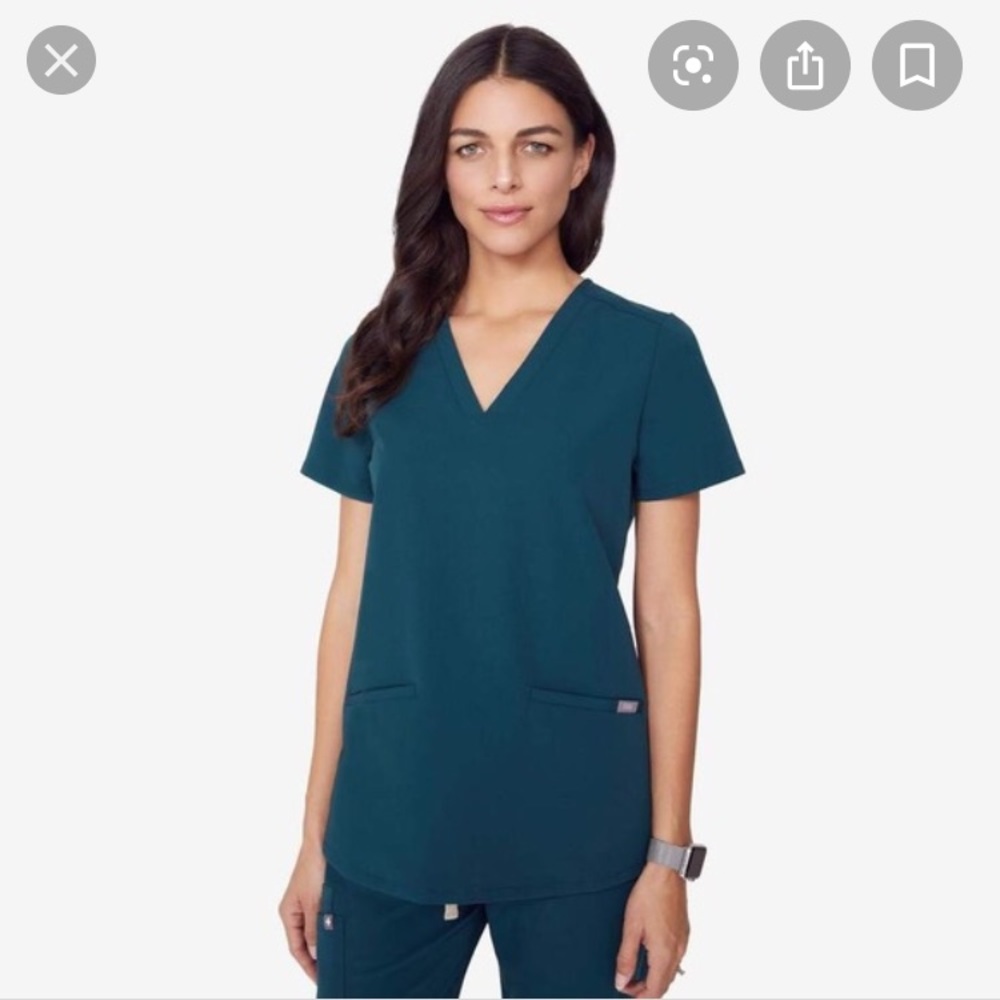 FIGS NWT Casma Caribbean blue scrub top